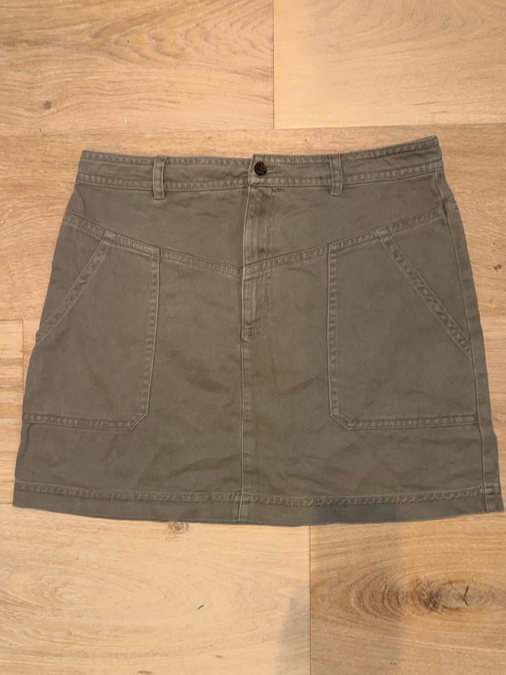 BANANA REPUBLIC Factory Tan Khaki Denim Utility Mini Skirt 14 Neutral